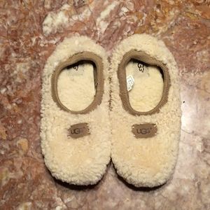 UGG, women, cream slipper